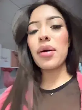 Stripchat Free Live Porn of MystiqueXXX