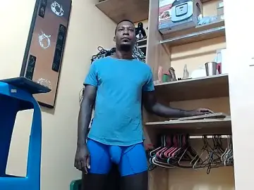 Stripchat Watch Live Sex Cams of kurtbigcock