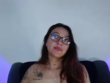 Stripchat Live Sex Cam of Angy_xx