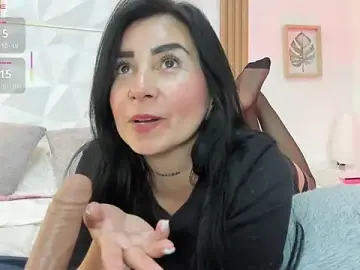 Stripchat Adult Video Chat of Anniee_333