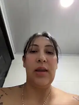 Stripchat Free Porn Cam of KittyObsession