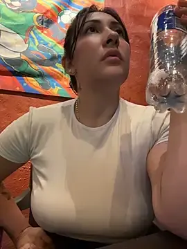 Stripchat Adult Webcam of KittyObsession