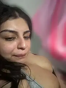 Stripchat Watch Live Sex Cams of ThickerThanYoBitch