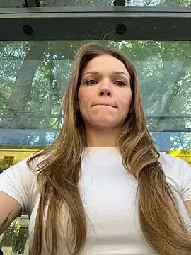 Stripchat Sex Chat of StreetSquirt