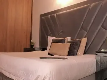 Stripchat Free Live Porn of brenda_nova18