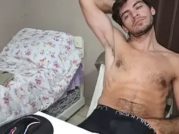 Stripchat Sex Cam of GringoDelicius