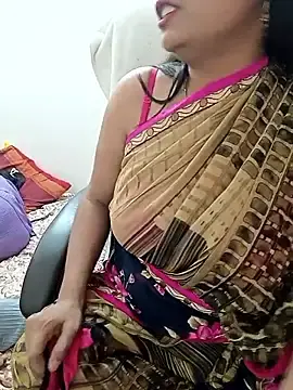 Stripchat Watch Live Sex Cams of Your_Pihu69