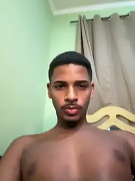 Stripchat Watch Live Sex Cams of pretin19cm1