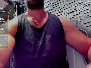 Stripchat Sex Cam of David_Big_Daddy