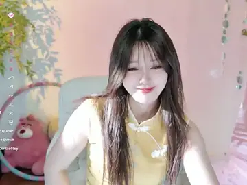 Stripchat Live Sex of Yiluo95