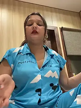 Stripchat Live Sex Cam of Ishita_Pandeyy