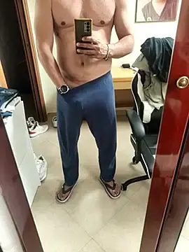Stripchat Free Live Porn of francesc80
