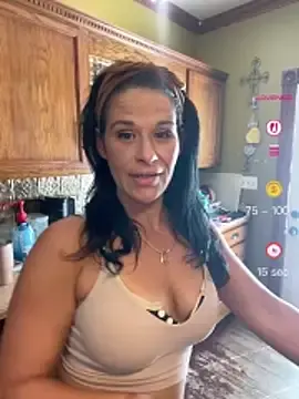 Stripchat Free Porn Cam of Vanessa_Valentine