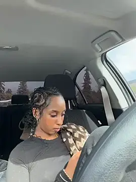 Stripchat Live Sex Cam of Your_Paris
