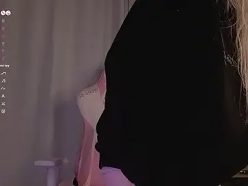 Stripchat Nude Webcam of MicheleHonas