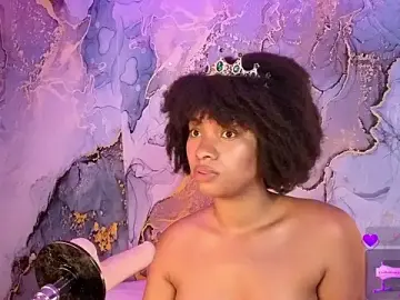 Stripchat Sex Cam of Lolalewis777