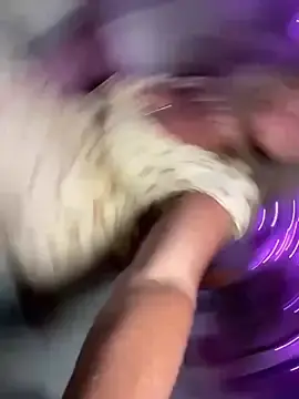 Stripchat Live Porn of TrenaAnne
