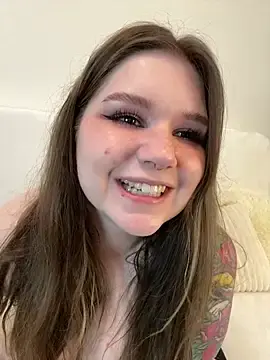 Stripchat Watch Live Sex Cams of PumaShyXD