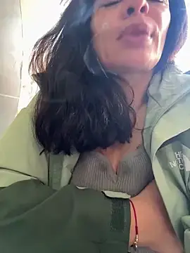 Stripchat Adult Webcam of Dr_Nathalia_28