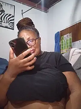 Stripchat Best Webcam of YELLOW_BONE