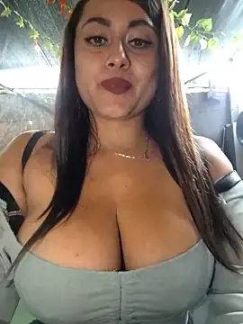Stripchat Watch Live Sex Cams of Oryk___