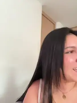 Stripchat Live Sex Cam of Camila_sanchez25