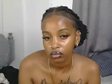 Stripchat Free Porn Cam of lucious_wendy