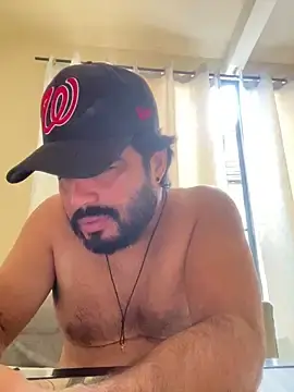 Stripchat Sex Cam of MichaelBear_21