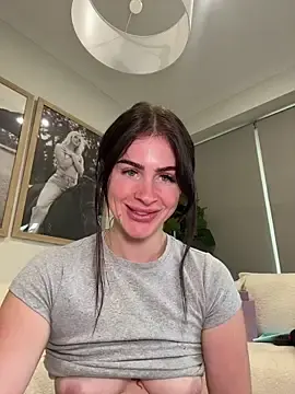 Stripchat Live Sex of aus_queen