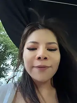 Stripchat Sex Cam of keke_00oo