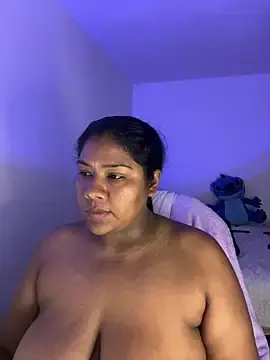 Stripchat Free Porn Cam of paola091
