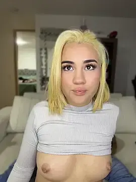 Stripchat Watch Live Sex Cams of Miss_velvet_18