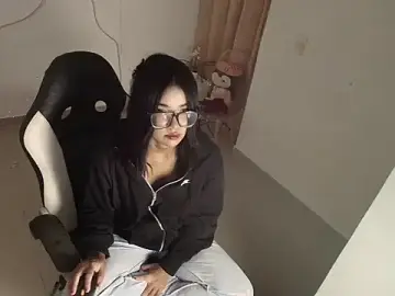 Stripchat Adult Webcam of Luna_lexy04
