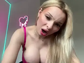 Stripchat Live Porn of HannaXLove