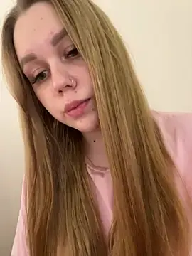 Stripchat Free Porn Cam of Marylallka5