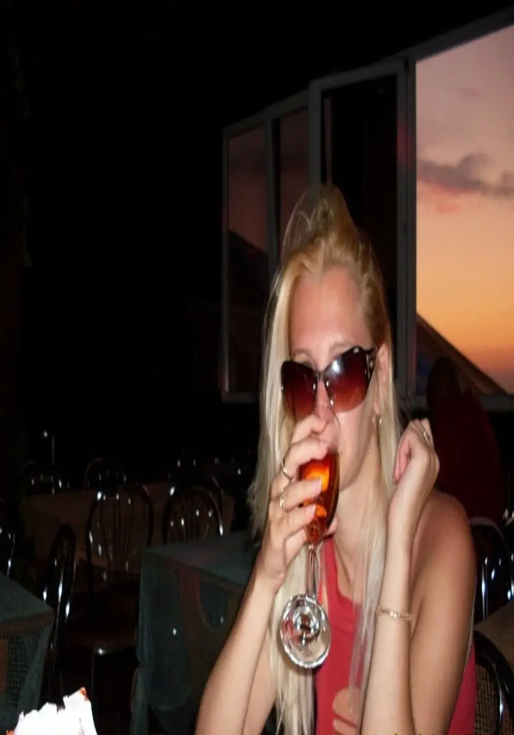BustyBlond