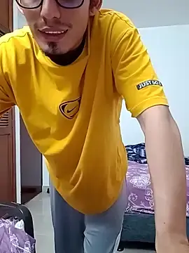 Stripchat Private Sex Chat of SrIncognito666