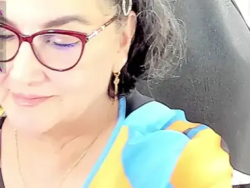 Stripchat Live Sex of cataleya_mom