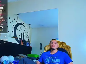 Stripchat Sex Cam of jeisonstark