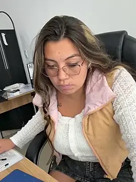 Stripchat Sex Cam of LIZ-06_