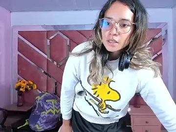 Stripchat Free Porn Cam of Olivia_Fox69