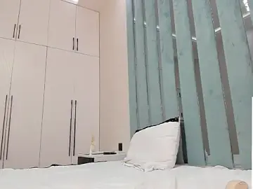 Stripchat Watch Live Sex Cams of VivianMiller_