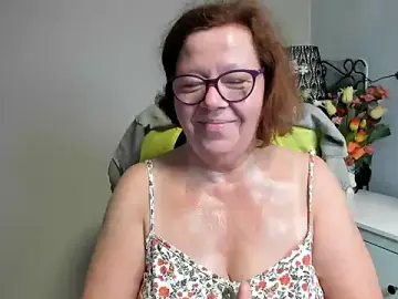Stripchat Sex Cam of Adelewildx