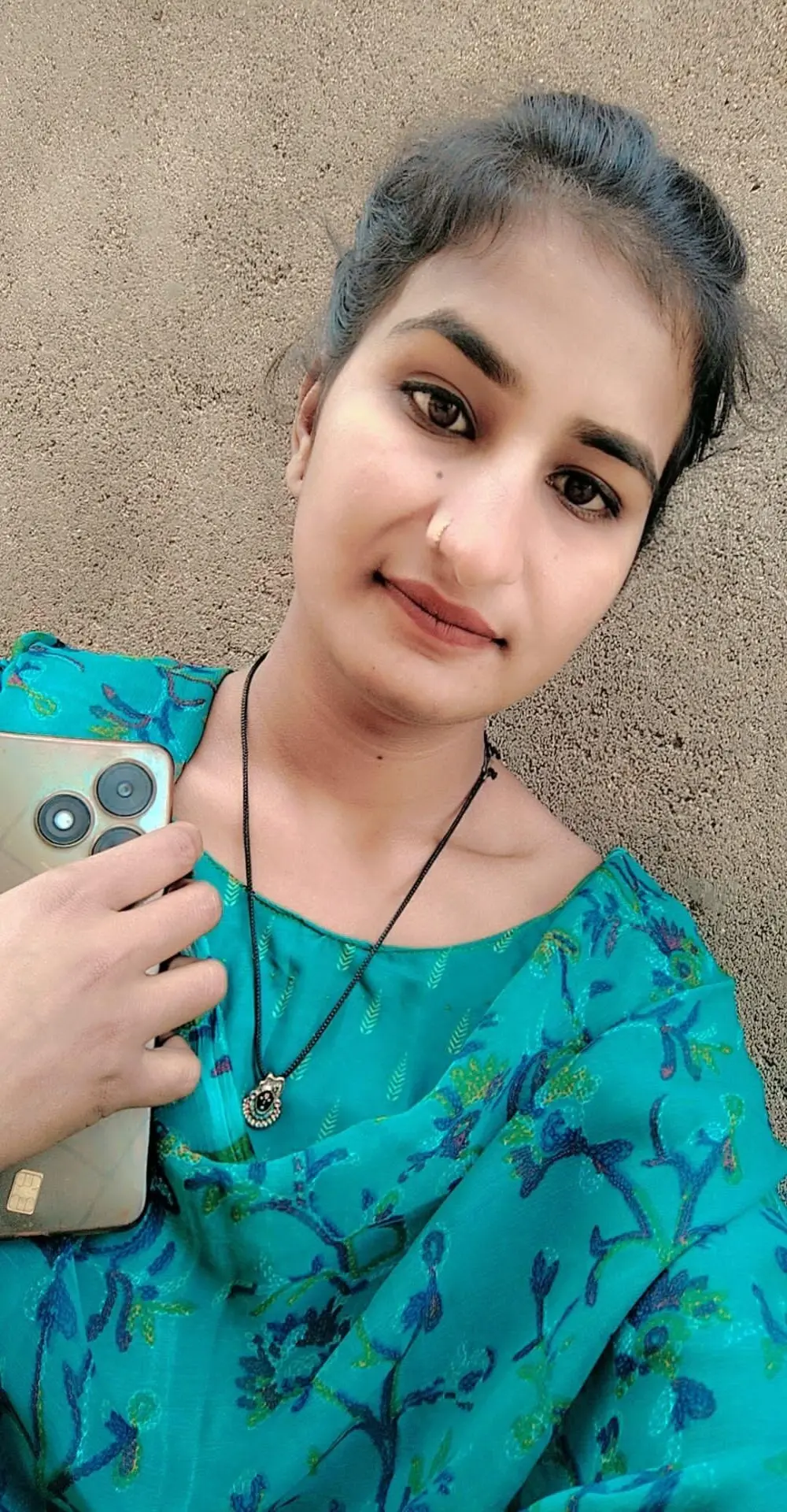 Kumari_gairl