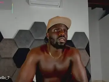 Stripchat Watch Live Sex Cams of Latrellx7