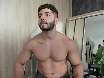 Stripchat Live Sex Cam of Thiago_moretti