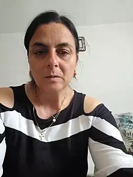 Stripchat Free Porn Cam of IsabelleCraft