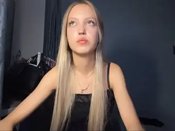 Stripchat Free Porn Cam of NievesHackey