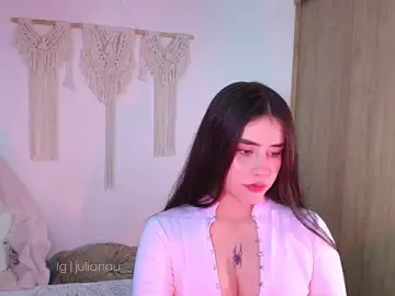 Stripchat Live Sex Cam of iriswest_