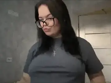 Stripchat Adult Webcams of CosyHash